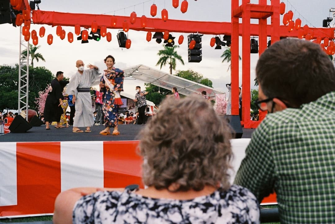 découvrez les festivals locaux incontournables qui célèbrent la culture, la musique et la gastronomie de votre région. vivez des moments uniques en participant aux événements festifs de proximité!