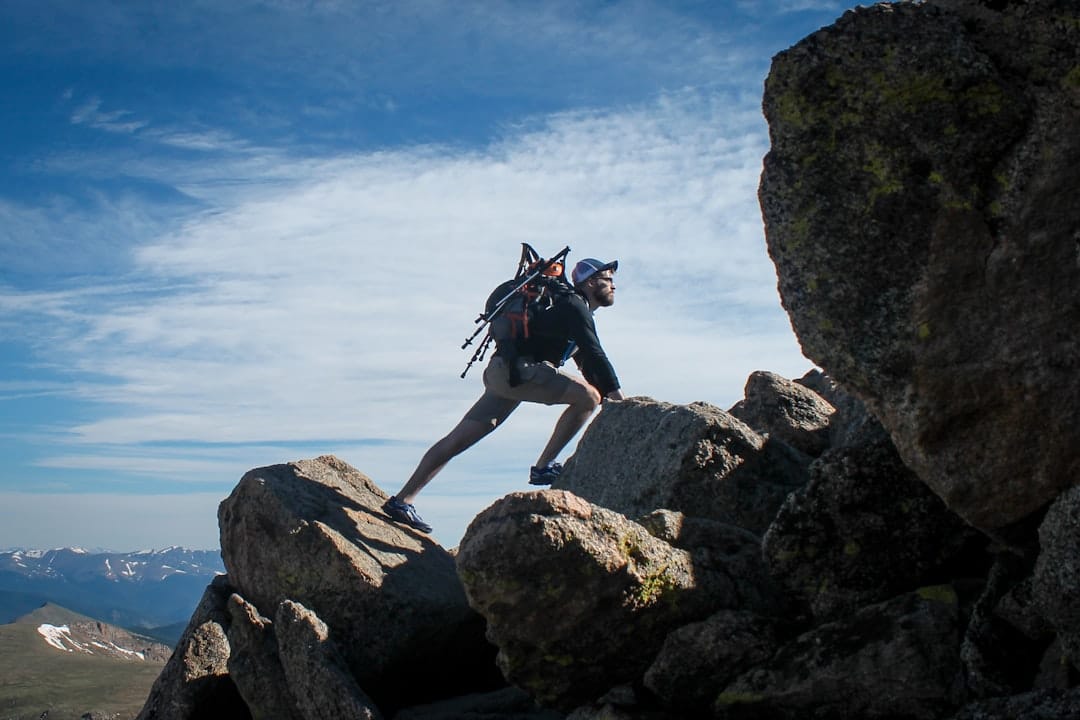 découvrez les plaisirs de la randonnée : des sentiers pittoresques, une connexion avec la nature et des moments inoubliables en plein air. préparez-vous à explorer des paysages à couper le souffle et à vivre des aventures authentiques.